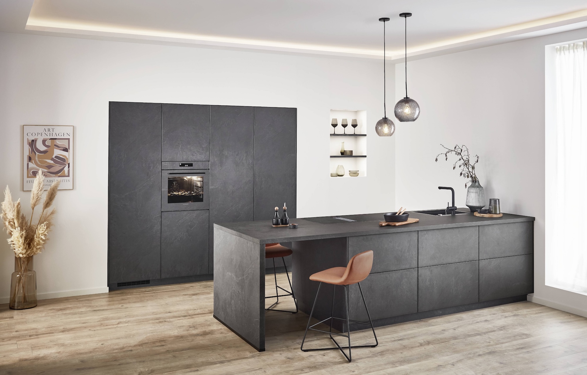 Nobilia StoneArt Designkueche mit Halbinsel
